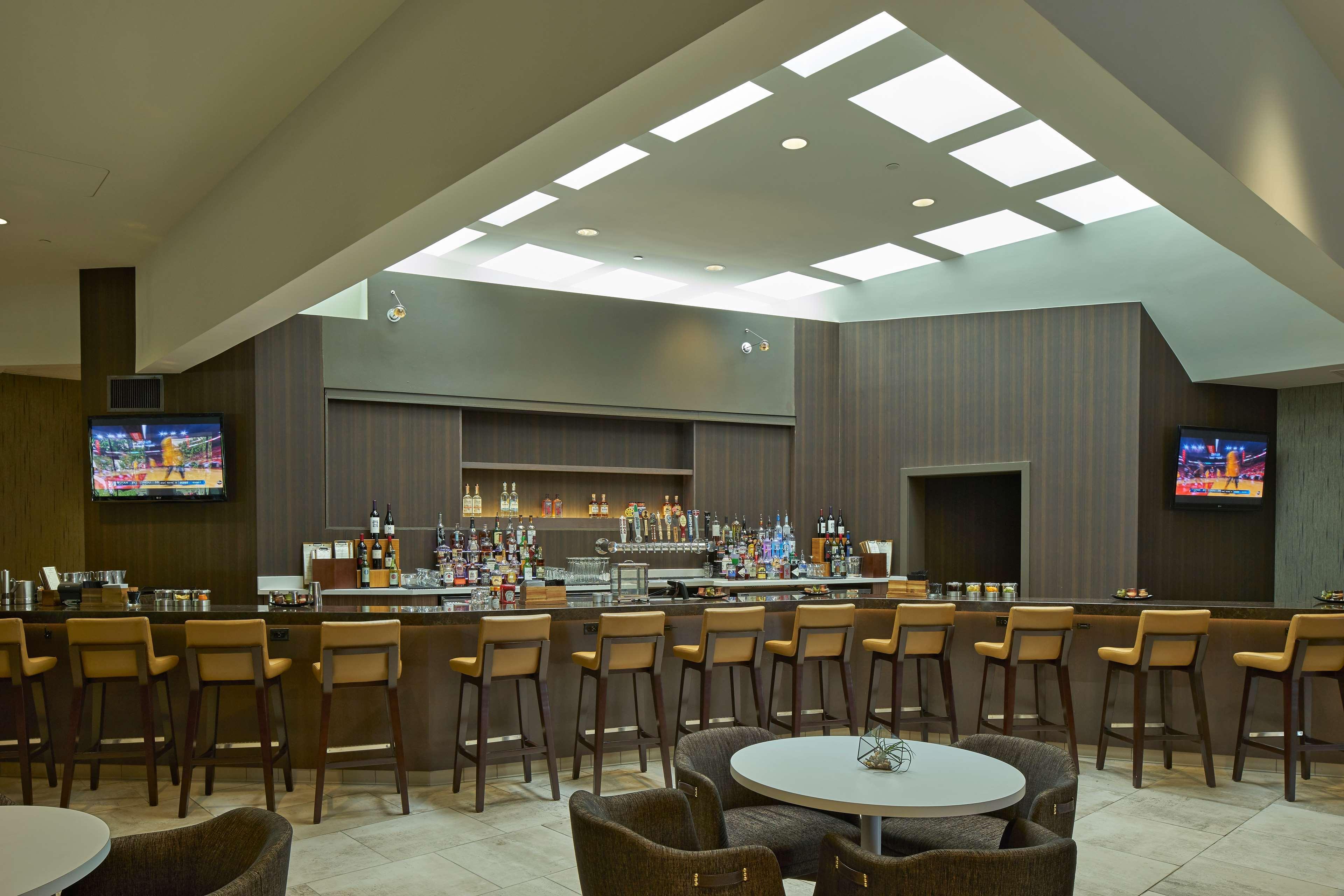 Hotel Hilton Raleigh North Hills Zewnętrze zdjęcie