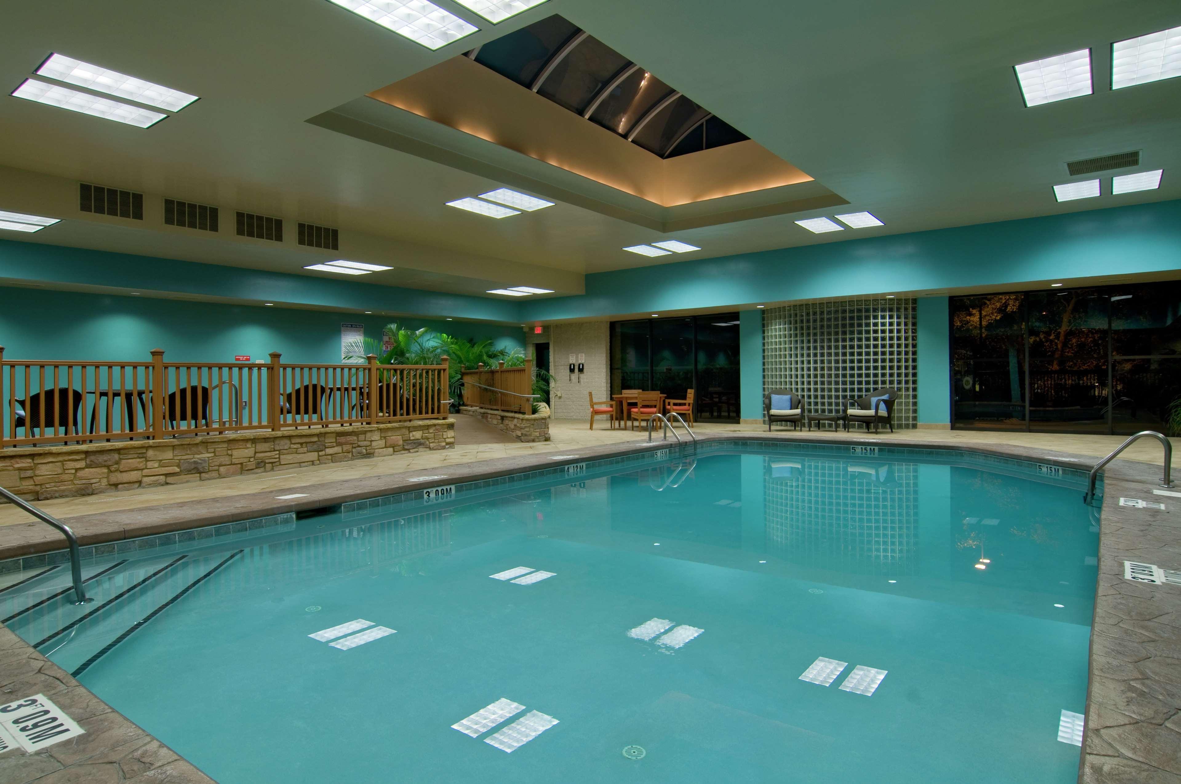 Hotel Hilton Raleigh North Hills Zewnętrze zdjęcie