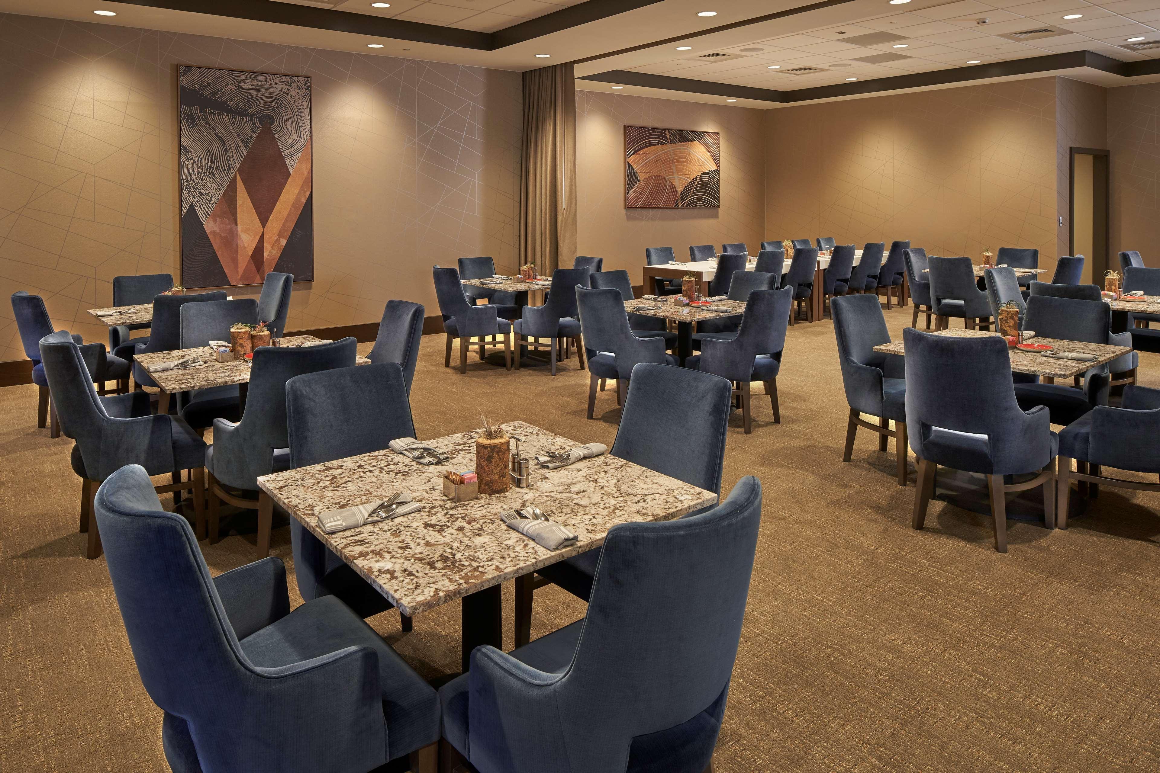 Hotel Hilton Raleigh North Hills Zewnętrze zdjęcie