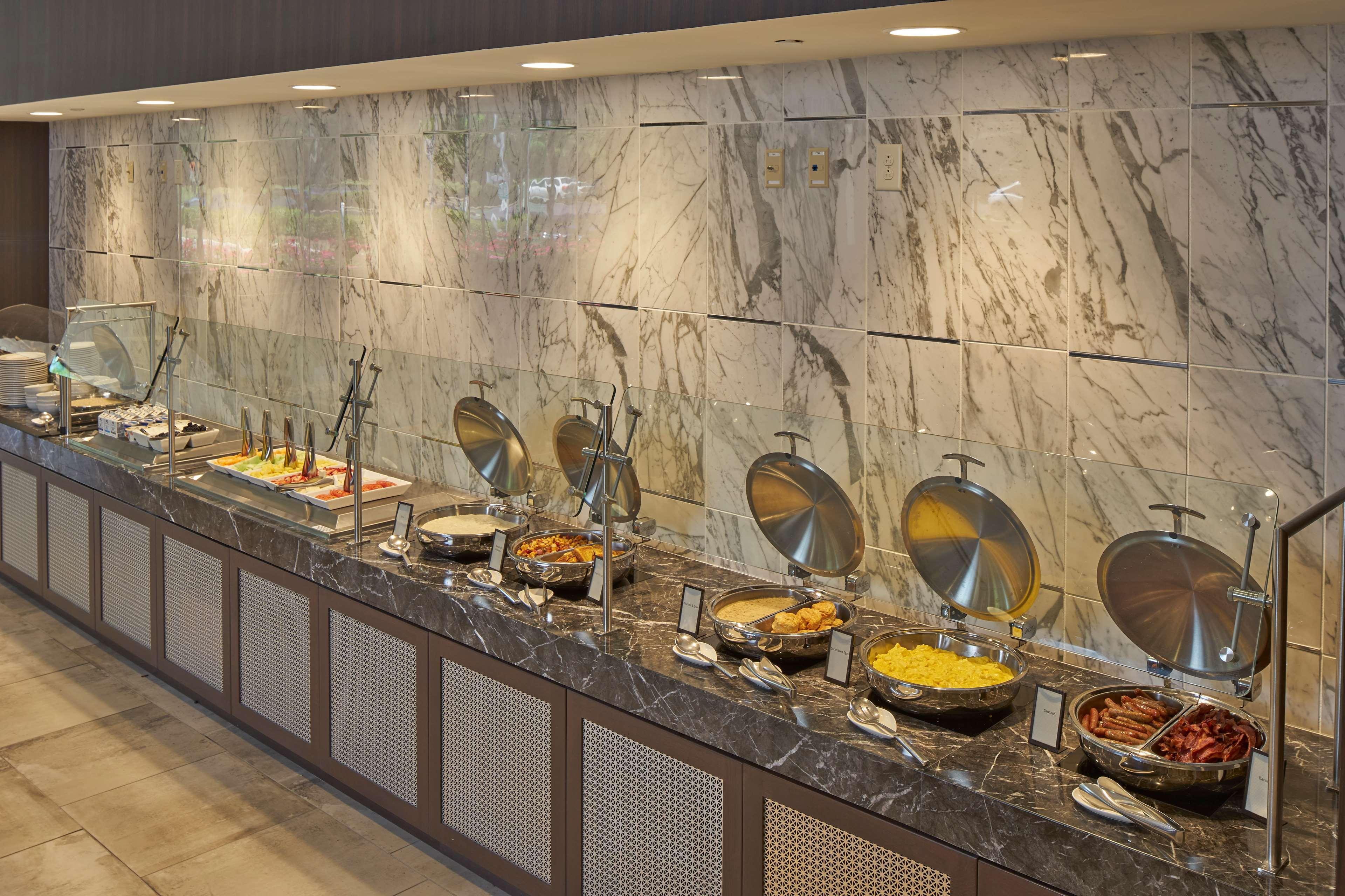 Hotel Hilton Raleigh North Hills Restauracja zdjęcie